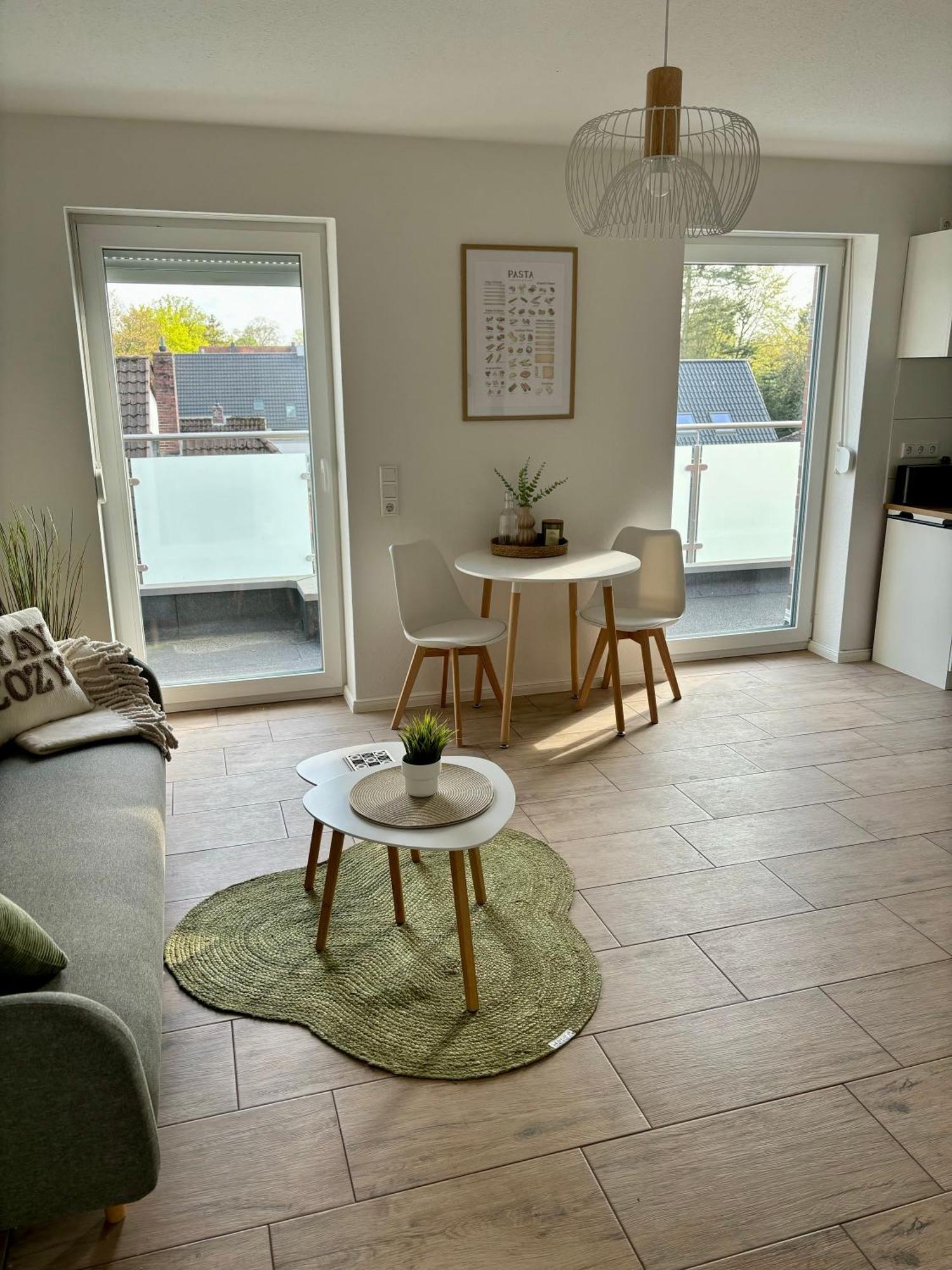 Home & Apart - Apartment Im Herzen Von Kreyenbrueck - Apartment 2 Oldenburg Buitenkant foto